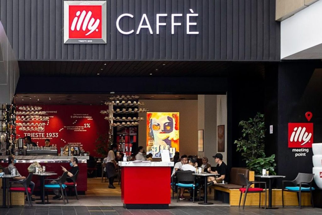 <strong>10 Restoran Sarapan Terbaik di Bukit Bintang 2025</strong> 8 illy-Caffe-Pavilion-