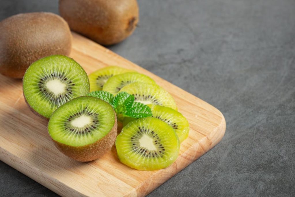 Top 10 Best Green Fruits in Malaysia 2025 11 kiwi