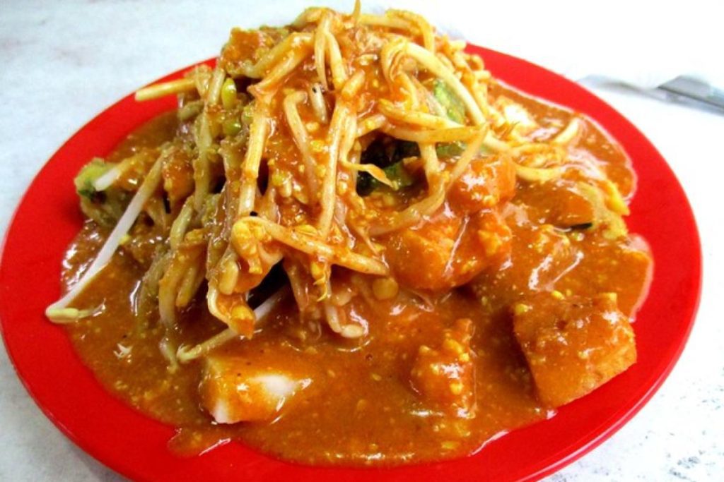 Top 15 Best Food Staples in Malaysia 2025 14 rojak-