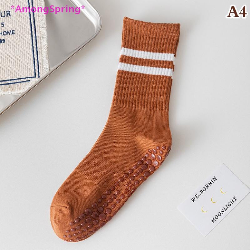 8 Stokin Wanita Terbaik di Malaysia 2025 8 AmongSpring-Warm-Yoga-Socks