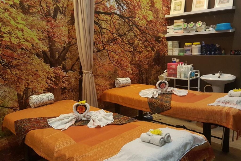 Top 10 Best Thai Massage Centres in Penang 2025 21 Carezone-Beauty-@-Tanjung-Tokong-
