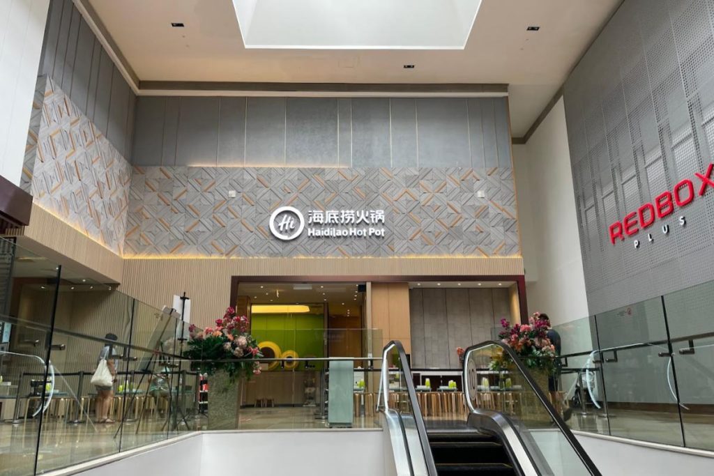 Top 8 Best Steamboat Restaurants in Bukit Bintang 2025 6 Haidilao-Hot-Pot-@-Pavilion-KL-