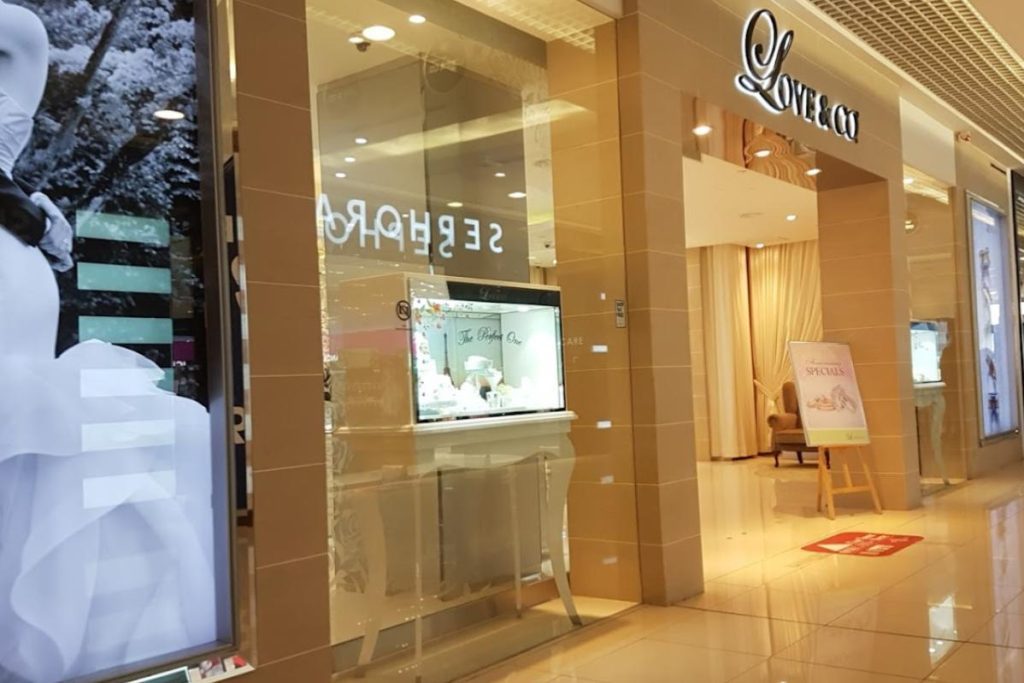 <strong>8 Tempat Custom Cincin Berlian di Malaysia 2025</strong> 4 Love-Co.-One-Utama