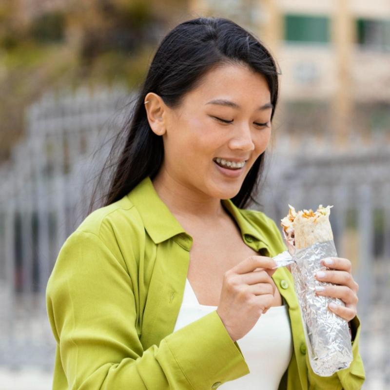 <strong>McDonald’s Omelette Wraps On-The-Go</strong> 2 MCD-