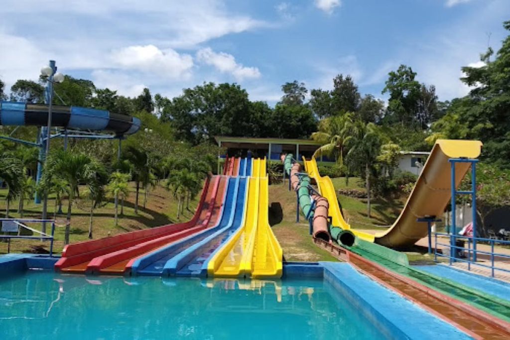 Top 10 Best Theme Parks in Melaka 2025 17 Melaka-Wonderland-Theme-Park-Resort-