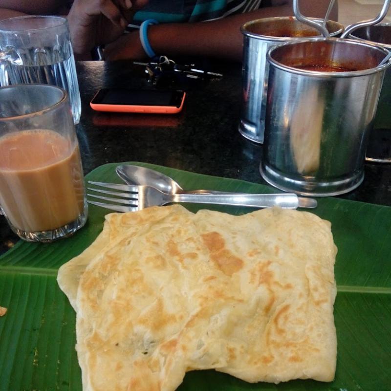 10 Restoran Roti Canai Terbaik di Puchong 2025 15 Rathaa-Curry-House-