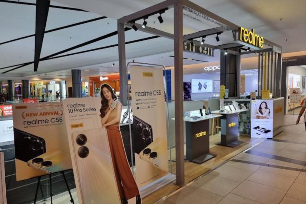Top 10 Best Phone Stores in Puchong 2025 21 Realme-IOI-Mall-Puchong-
