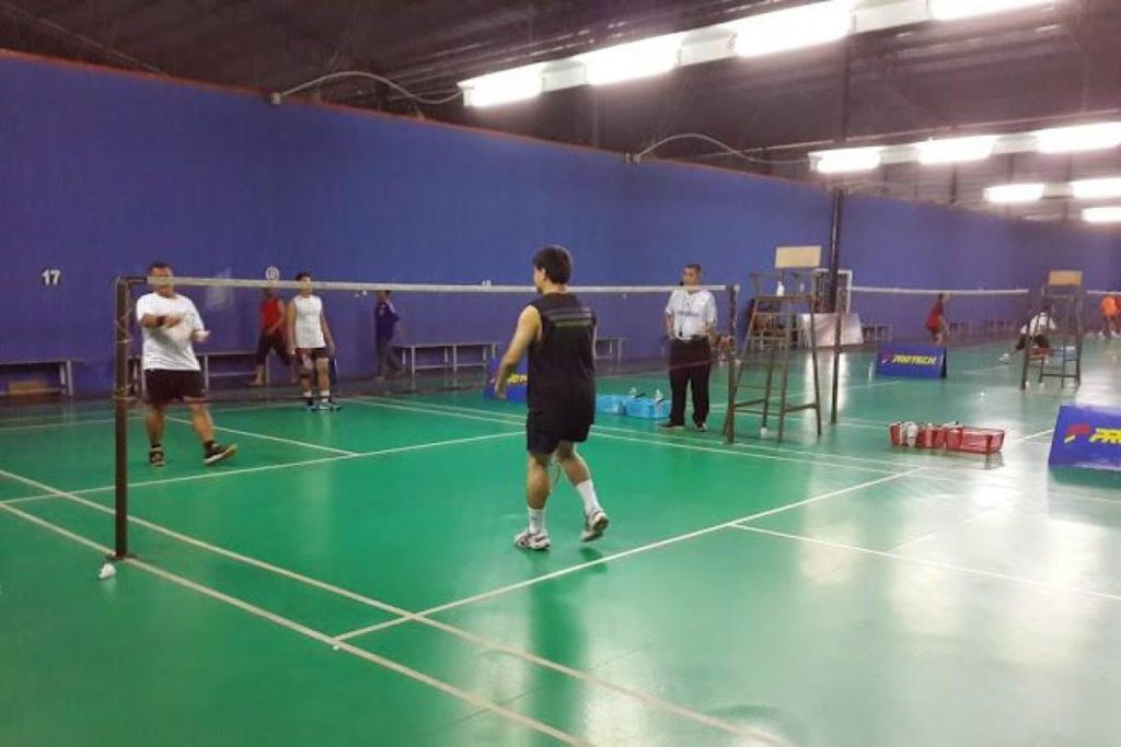10 Gelanggang Badminton Terbaik di Sarawak 2025 13 Sentosa-Sports-Centre-