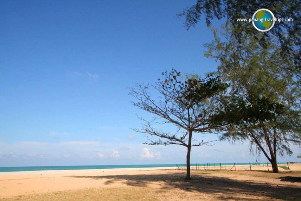 Top 10 Best Beaches in Terengganu 2025 8 Teluk-Ketapang-Beach-