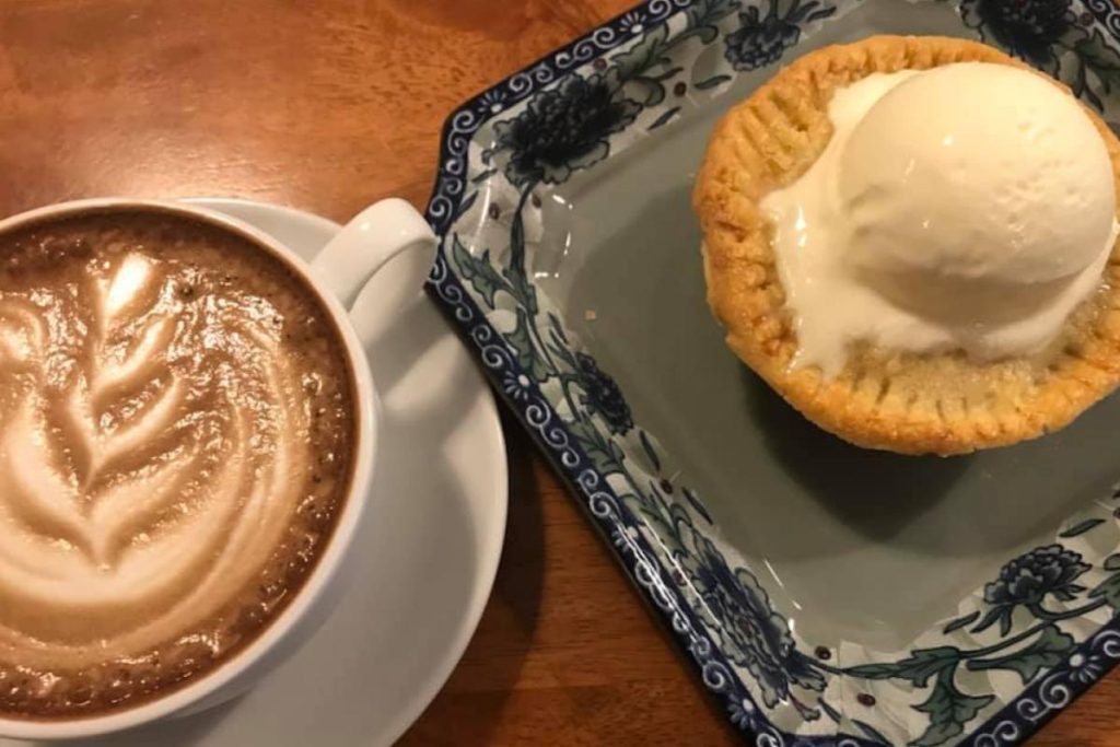 Top 7 Best Apple Pies in Penang 2025 13 -Chulia-Lane-Cafe-