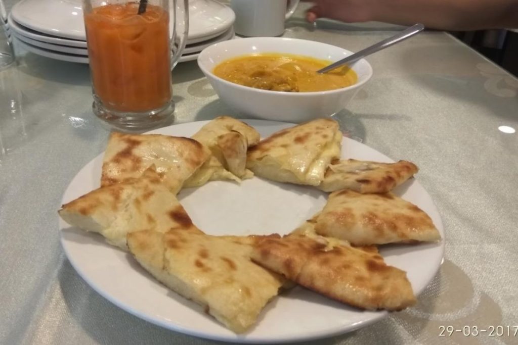 10 Naan Keju Terbaik di KL & Selangor 2025 9 Briyani-Asif-Bukit-Bintang-