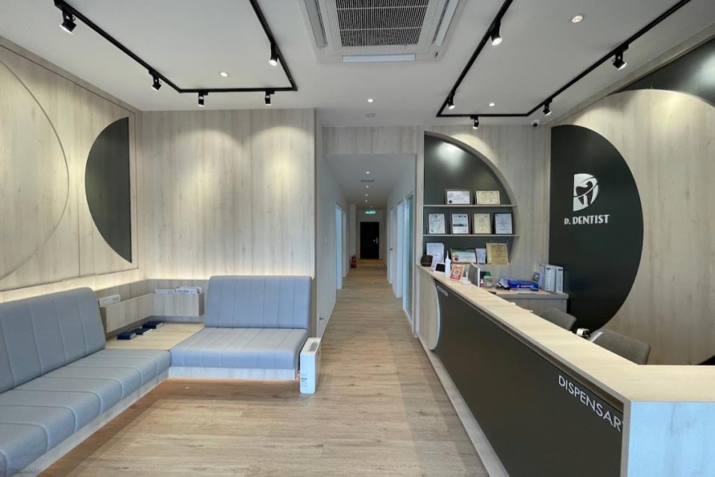 Top 7 Best Teeth Whitening Dentists in Sarawak 2025 7 D.-Dentist-Dental-Clinic