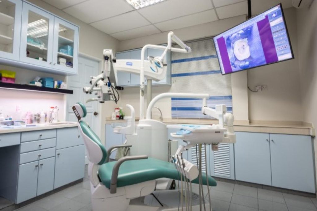 <strong>Top 8 Best Clinics for Veneers in Sabah 2025</strong> 15 DMH-Dental-Surgery--