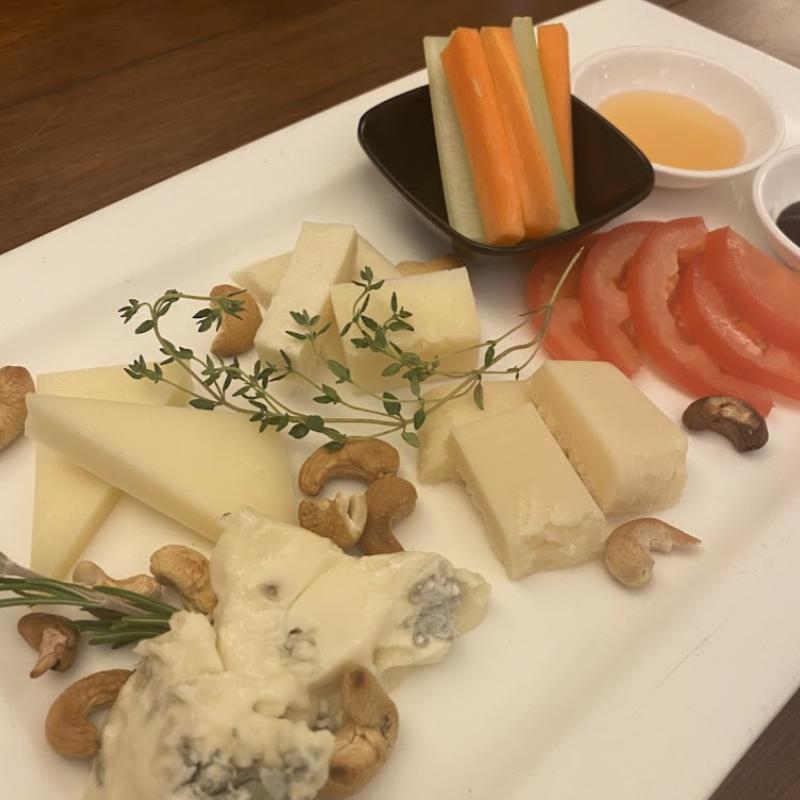 Top 15 Best Cheese Platters in KL & Selangor 2025 15 DV-Ristorante-Pizzeria-