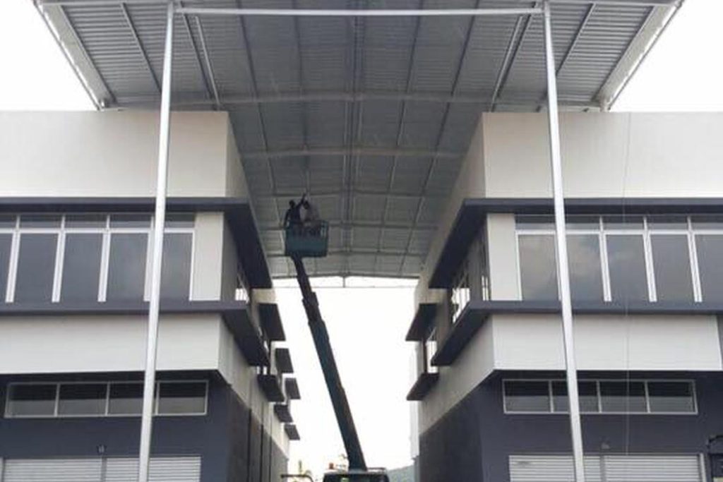 <strong>8 Pembekal Bumbung Dek Logam Terbaik di Malaysia 2025</strong> 13 De-Skylight-Roofing-Sdn.-Bhd.--