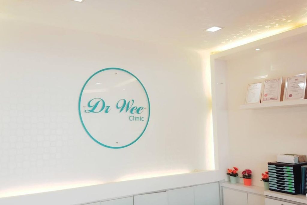 <strong>10 Pusat Rawatan Rambut Gugur Terbaik di Johor 2025</strong> 17 Dr-Wee-Clinic-