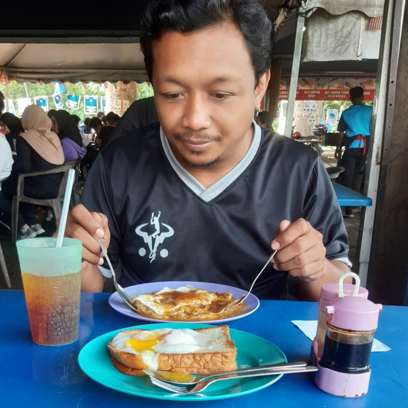 <strong>10 Restoran Murtabak Terbaik di Pulau Pinang 2025</strong> 17 Eifi-Murtabak-Roti-Canai-