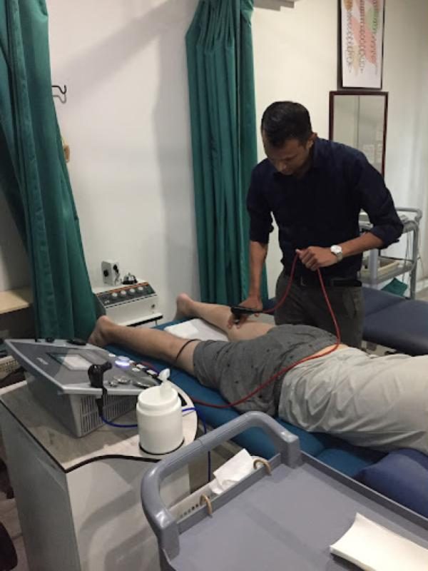 Top 10 Best Physiotherapy Clinics in Johor 2025 22 Hallmark Physiotherapy offers treatments for neck and back pain in Johor.