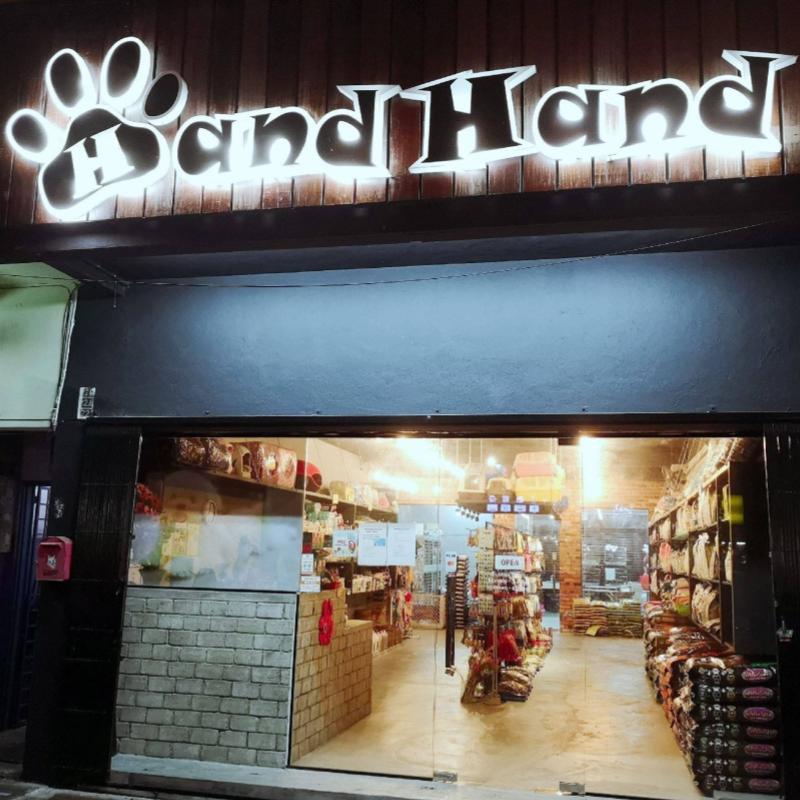 Top 10 Best Pet Grooming Shops in KL & Selangor 2025 6 Hand-Hand-Grooming-House-