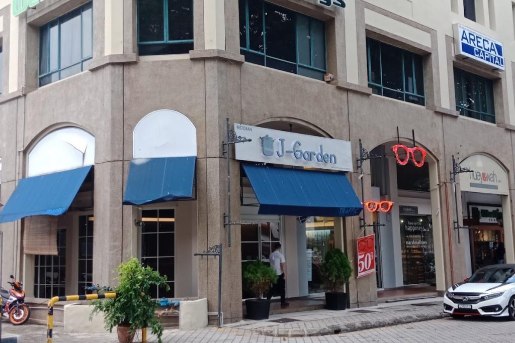 Top 16 Best Fusion Restaurants in Penang 2025 14 J-Garden