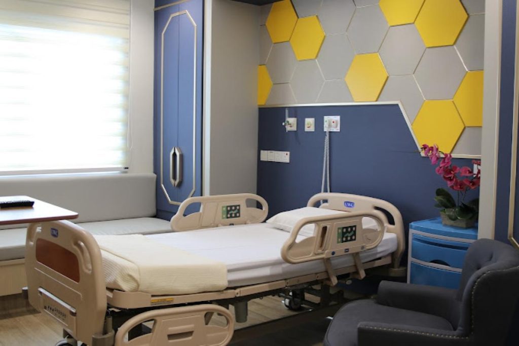 <strong>Top 10 Best Private Hospitals in Selangor 2025</strong> 21 KPJ-Specialist-Hospital