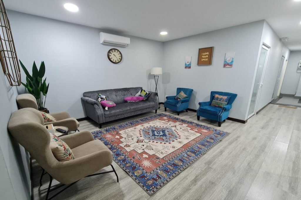 <strong>Top 10 Best Teeth Whitening Dentists in Melaka 2026</strong> 5 Klinik-Pergigian-Crystal-Smile--resize-image