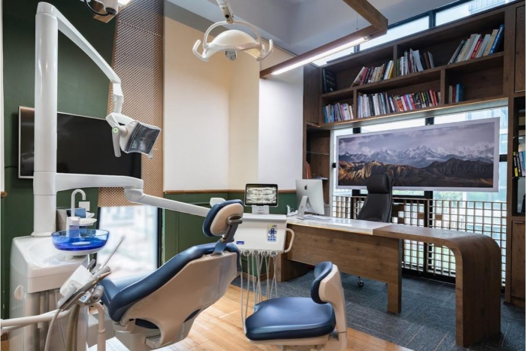 <strong>Top 10 Best Clinics for Veneers in Selangor 2025</strong> 21 Klinik-Pergigian-Foo-Co.Dental-