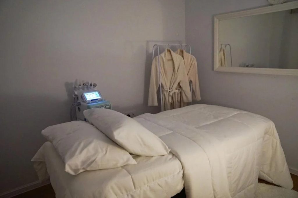 Top 7 Best Hair Loss Treatment Centers in Ipoh 2025 7 LEOVELL-CLINIC-