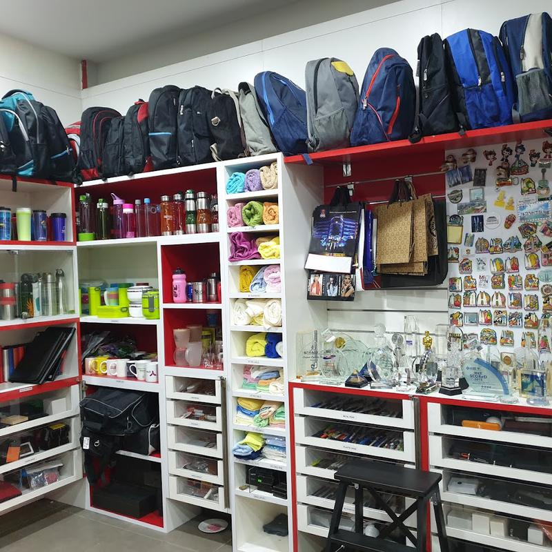 Top 10 Best Corporate Gift Suppliers in KL & Selangor 2025 21 MH-Global-Sdn-Bhd-Premium-Corporate-Gifts-Malaysia-