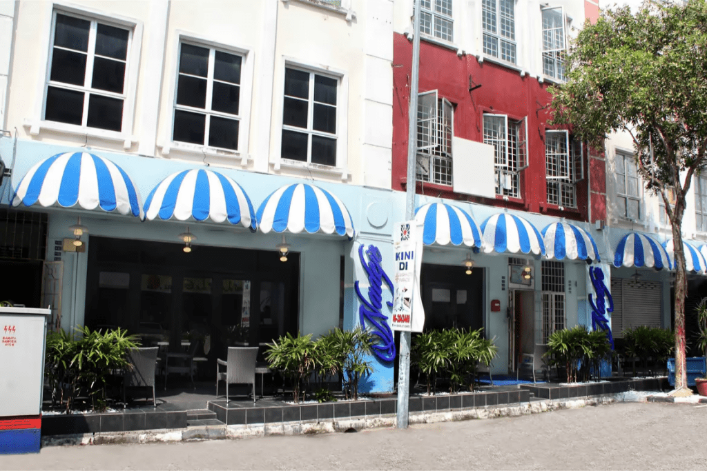Top 15 Best Cake Shops in Malacca 2025 4 Nadeje-Plaza-Mahkota