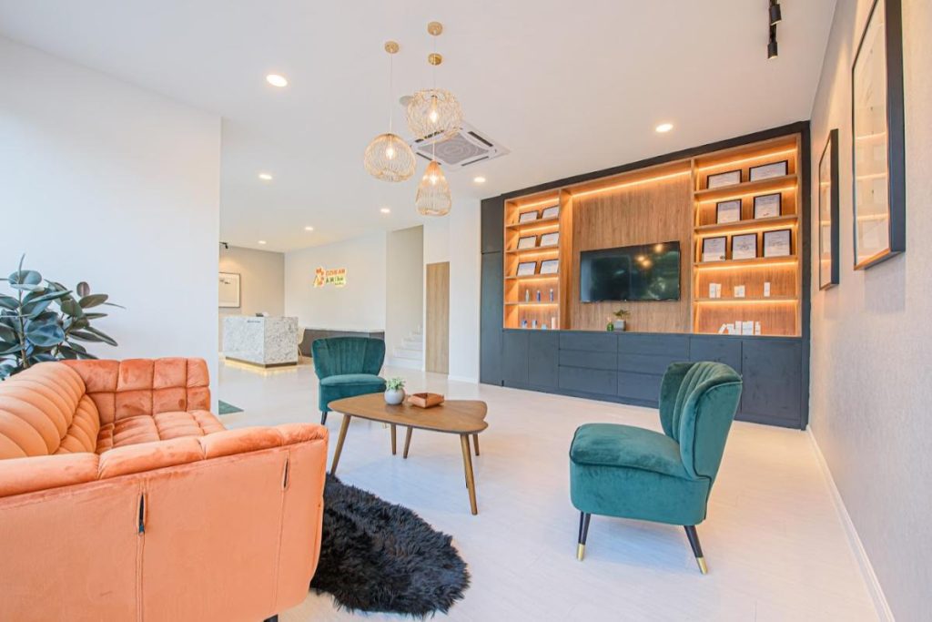 <strong>10 Pusat Rawatan Rambut Gugur Terbaik di Kuala Lumpur 2025</strong> 5 Ozhean-Clinic-