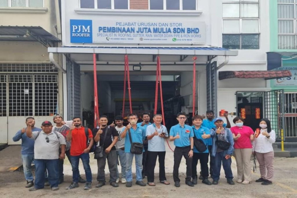 Top 7 Best Roof Cleaning Services in Kuala Lumpur 2025 5 PJM-roofer-