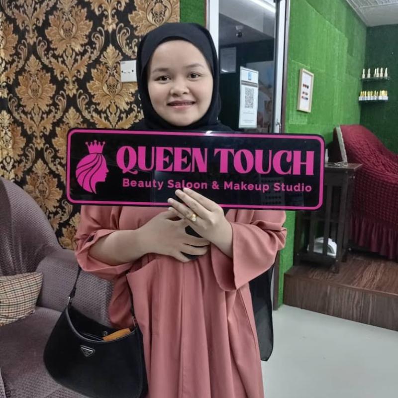 <strong>10 Perkhidmatan Sulaman Kening Terbaik di KL & Selangor 2025</strong> 14 Queen-Touch-Saloon-