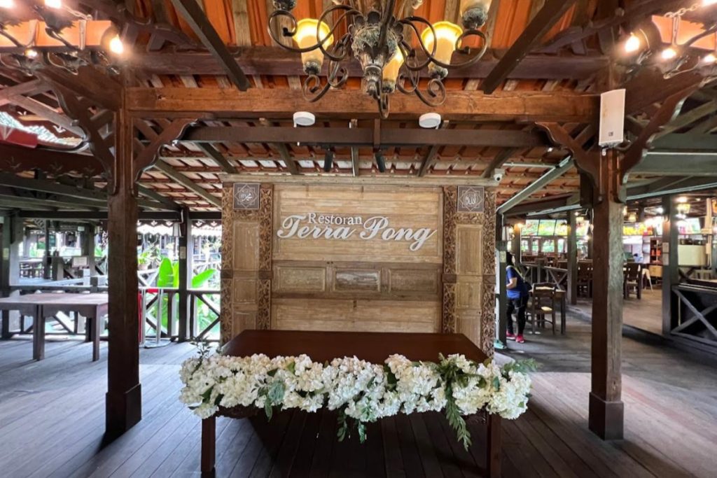 4 Restoran Thai Terbaik di Hulu Langat 2025 2 Restoran-Terra-Pong-Batu-