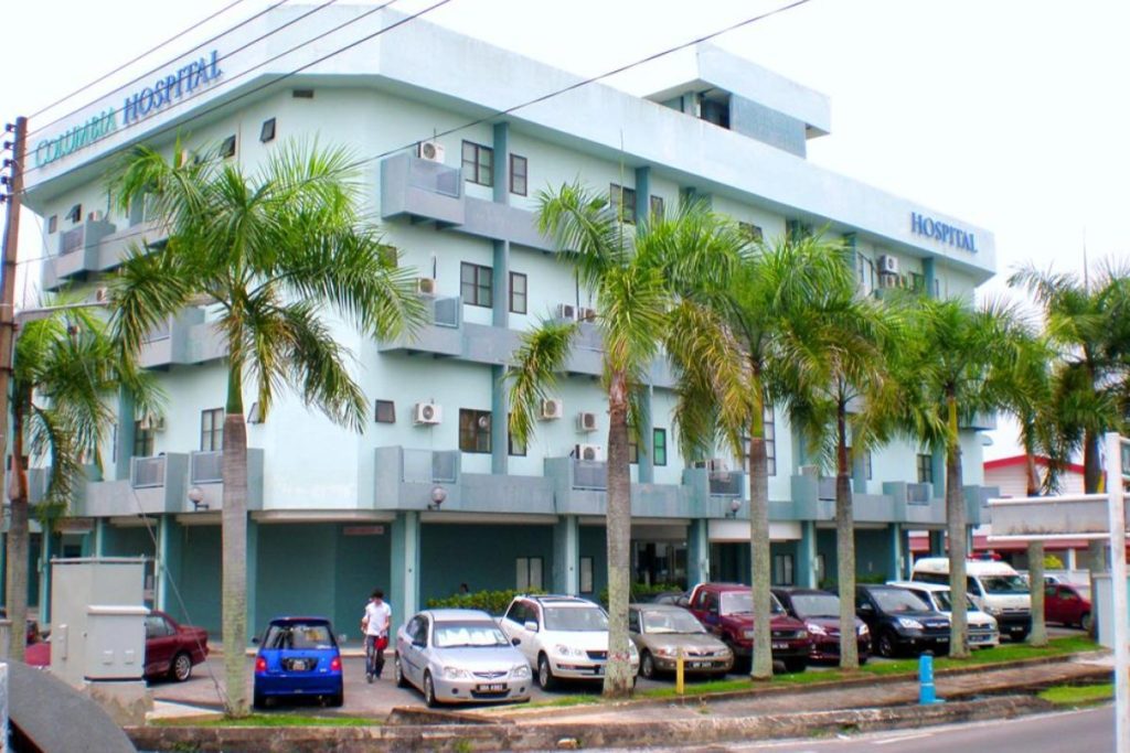 <strong>7 Pusat Pakar Sakit Puan Terbaik di Sarawak 2025</strong> 6 Roland-Mattu-Specialist-Obstetrician-Gynaecologist-@-Columbia-Asia-Hospital-Miri