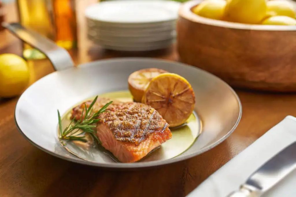 15 Restoran Mewah Terbaik di Kuala Lumpur 2025 3 THIRTY-