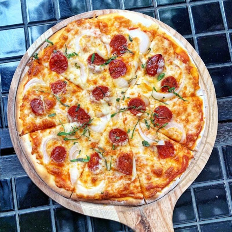 10 Restoran Mesra Haiwan Kesayangan Terbaik di KL & Selangor 2025 9 The-Barn-Desa-ParkCity-