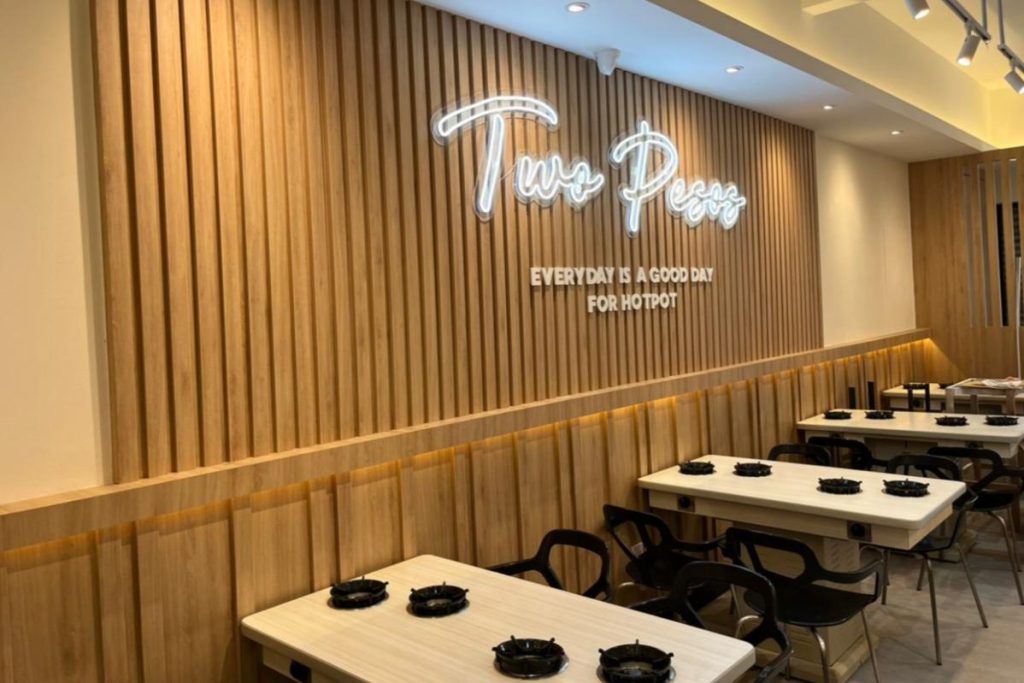 10 Restoran Steamboat Terbaik di Sri Petaling 2025 18 Two-Pesos-Sri-Petaling