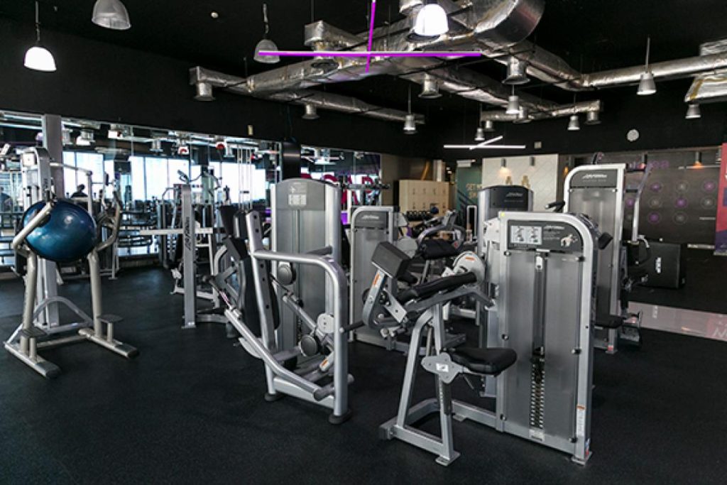 Top 20 Best Gyms in Kuala Lumpur & Selangor 2025 5 Celebrity-Fitness-interior