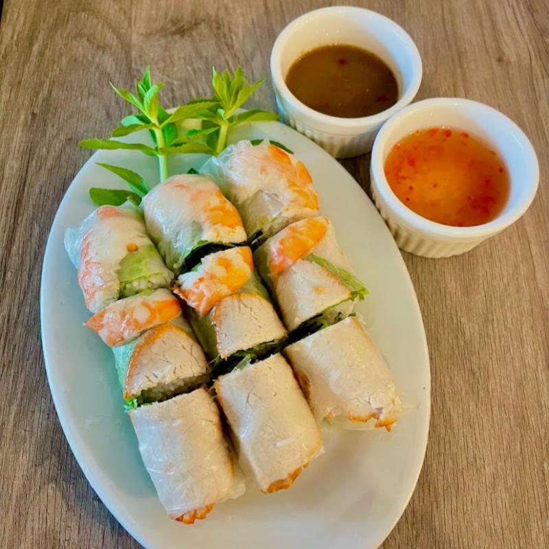 Top 10 Best Vietnamese Spring Rolls in Johor 2025 11 Ut-Cung-Vietnamese-Cuisine-