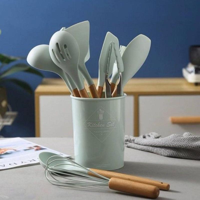 Top 40 Best Wedding Gift Ideas In Malaysia 2025 21 Utensil-Set