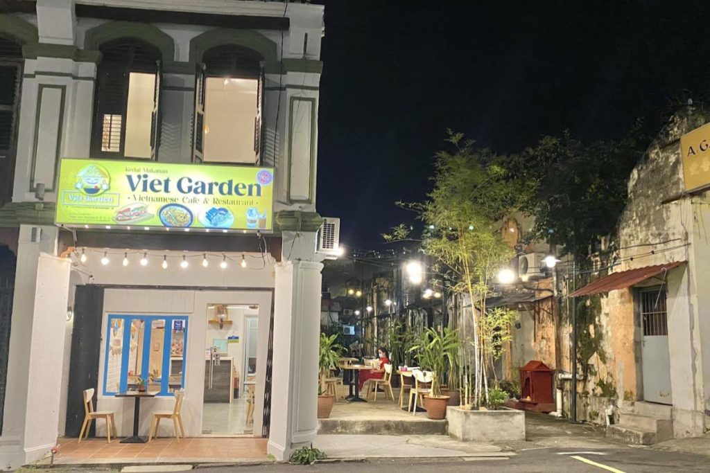 Top 10 Best Vietnamese Spring Rolls in Penang 2025 18 Viet-Garden-