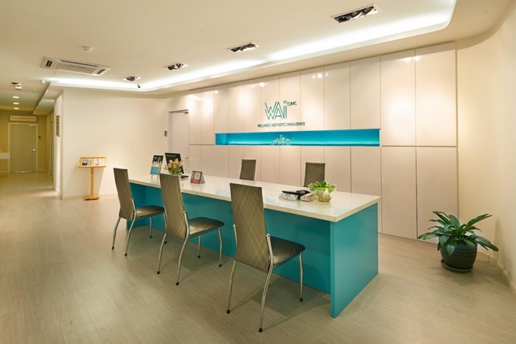 <strong>10 Pusat Rawatan Rambut Gugur Terbaik di Selangor 2025</strong> 18 Wai-Clinic-Subang-