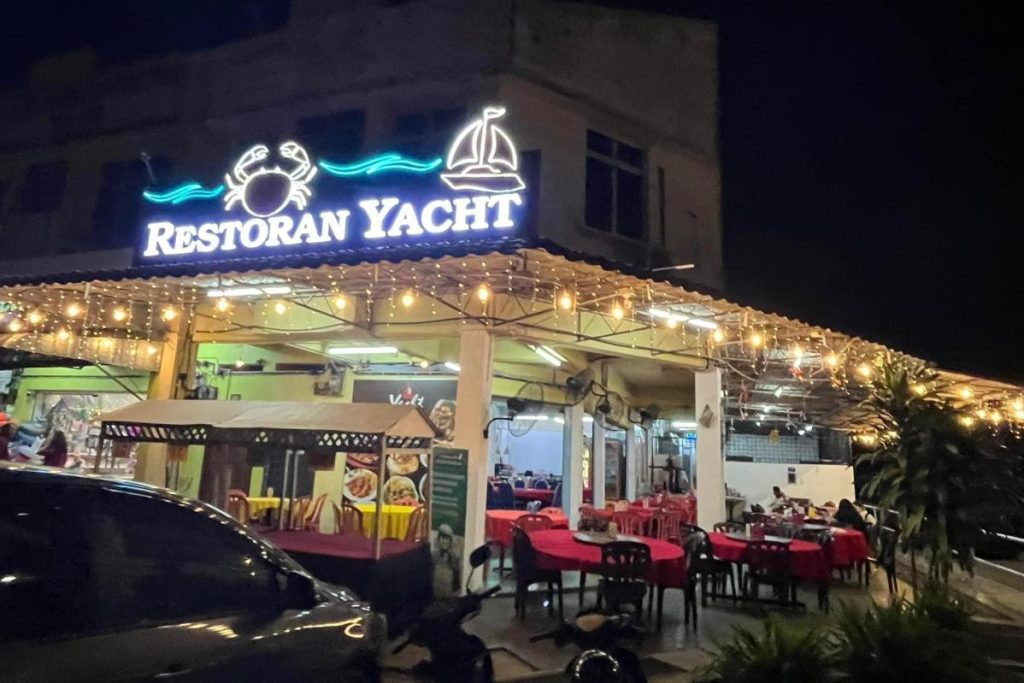 Top 10 Best Restaurants In Port Dickson 2025 18 Yacht-Muslim-Halal-Seafood-Restaurant-