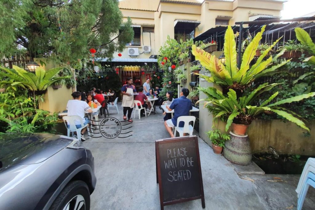 <strong>10 Restoran Lamb Chop Terbaik di Pulau Pinang 2025</strong> 16 Yaws-Roast-Grill-