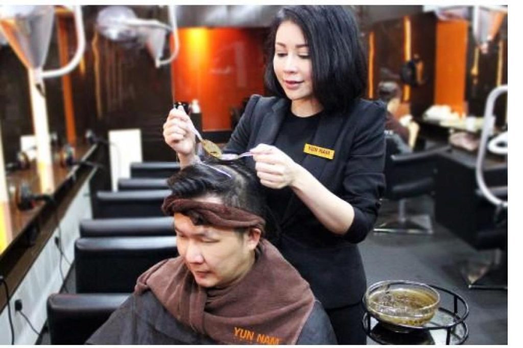 <strong>10 Pusat Rawatan Rambut Gugur Terbaik di Selangor 2025</strong> 15 Yun-Nam-Hair-Care-