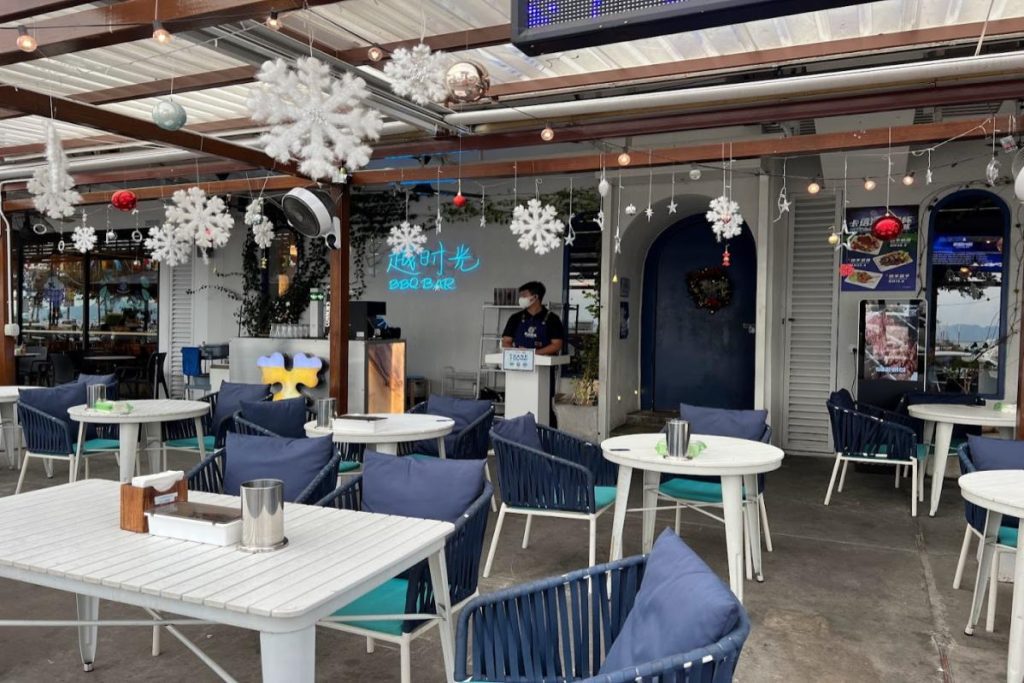 10 Restoran BBQ Terbaik di Pulau Pinang 2025 2 BBQ-BAR-串越时光-