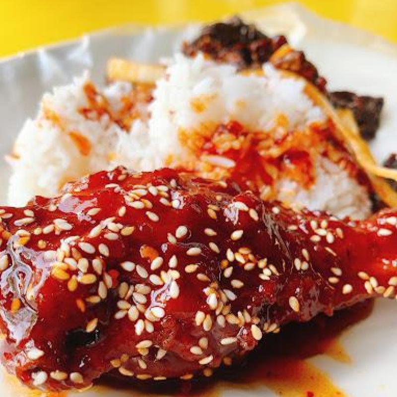 10 Restoran Nasi Ayam Terbaik di Pulau Pinang 2025 11 Che-Nah-Nasi-Campur-Nasi-Ayam-