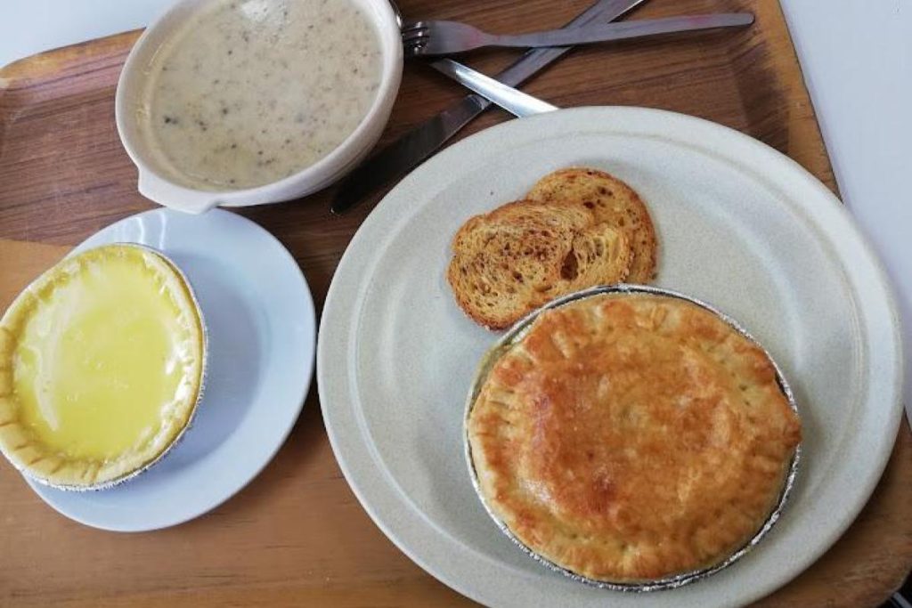 8 Restoran Pai Epal Terbaik di Pulau Pinang 2025 9 Continental-Bakery--