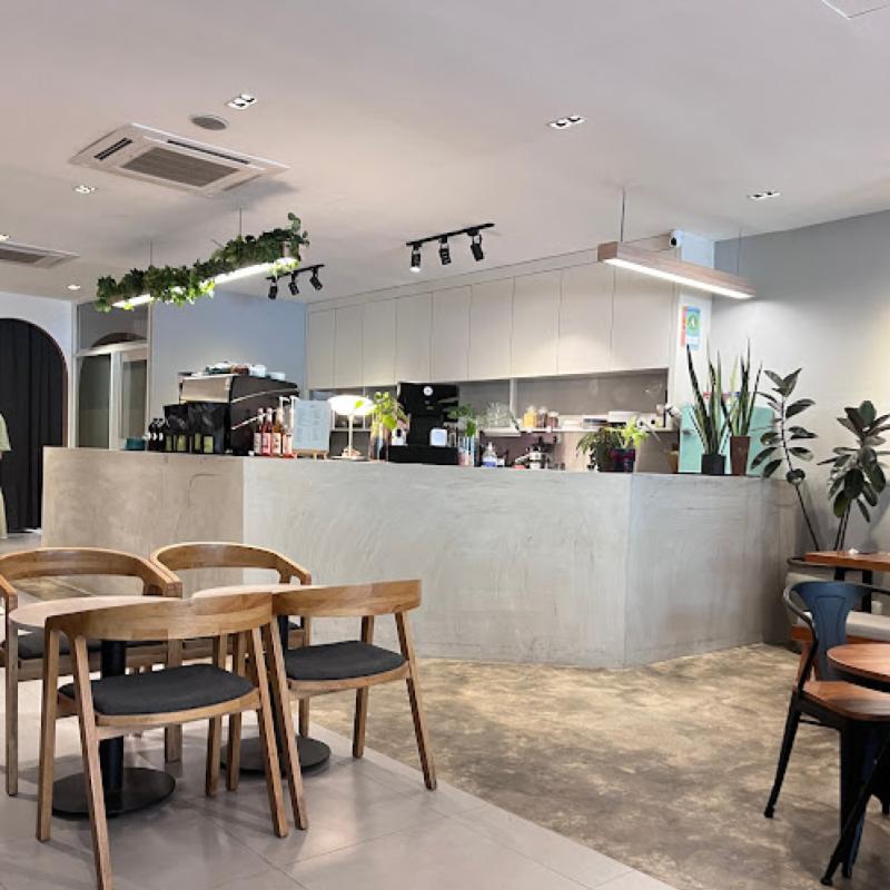 10 Restoran Menyajikan Poached Eggs Terbaik di Johor 2025 20 Fam-Cafe-